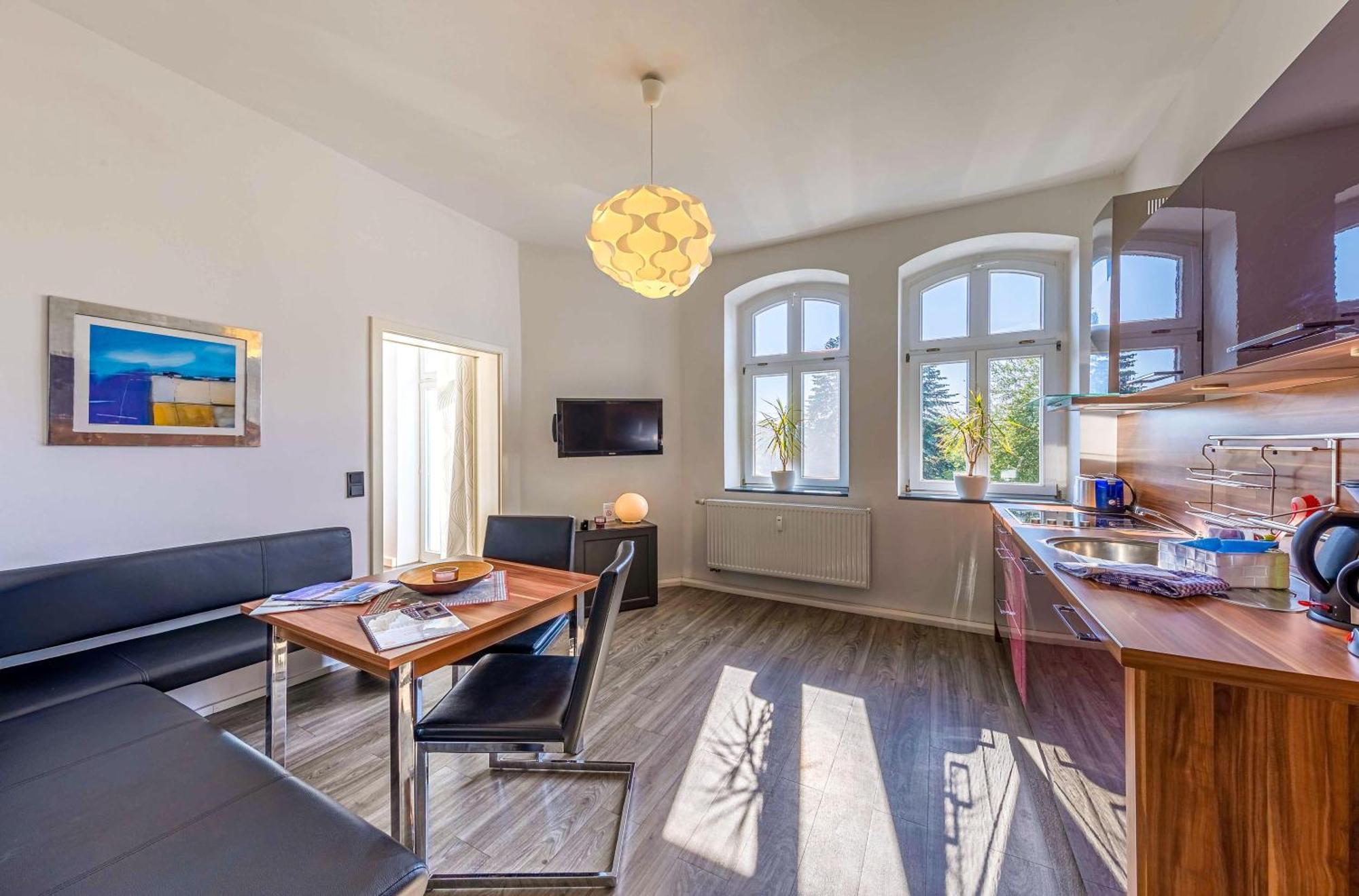 Altstadtapartment Carli- Komfortable Ferienwohnung Im Herzen Von Waren Waren  Exterior photo